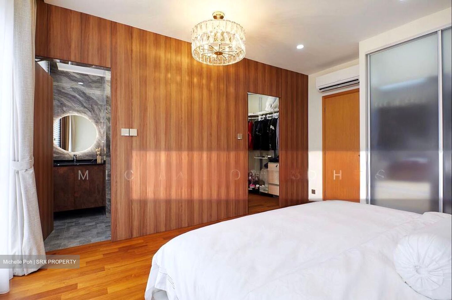 Flora Road (D17), Terrace #501883061